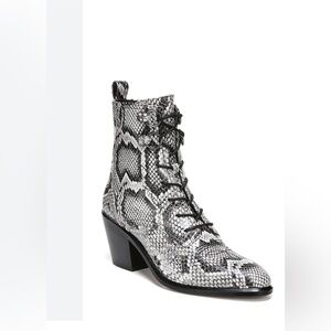 Diane Von Furstenburg DVF Snakeskin Boots sz11